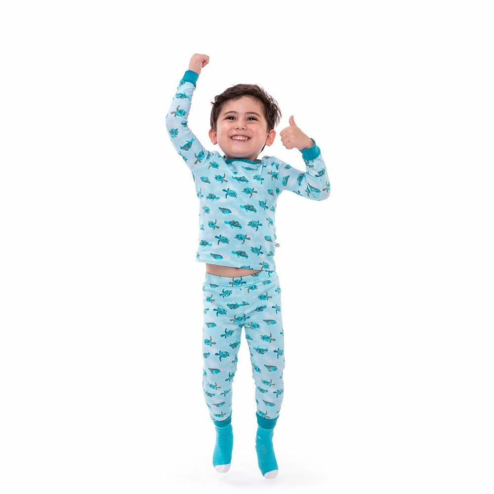 Sleep On It Infant/Toddler Boys Sea Turtles Snug Fit 2-Piece Pajama Sleep Set with Matching Socks - Image 3